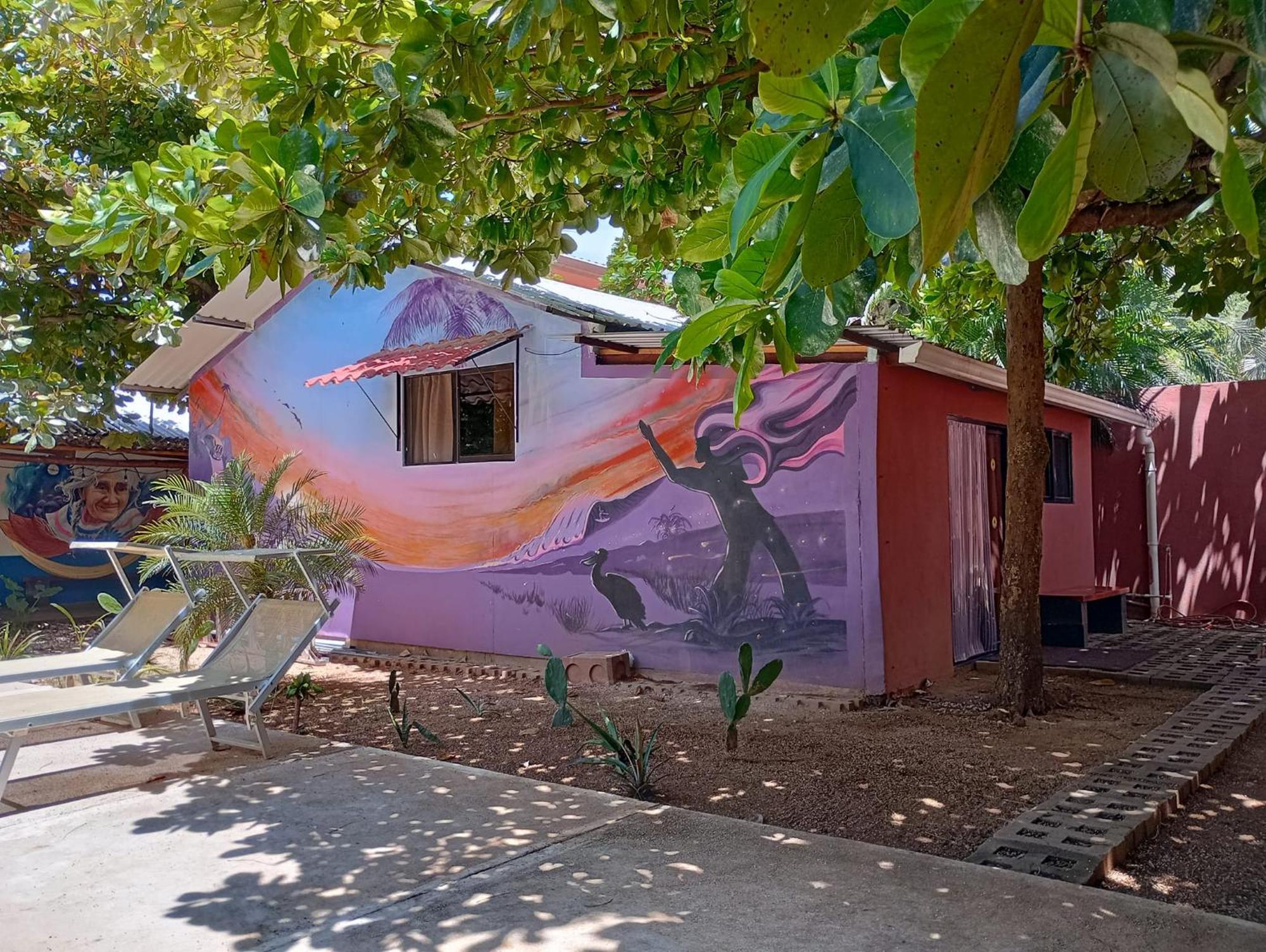 Tamahostel & Glamping Tamarindo Ngoại thất bức ảnh